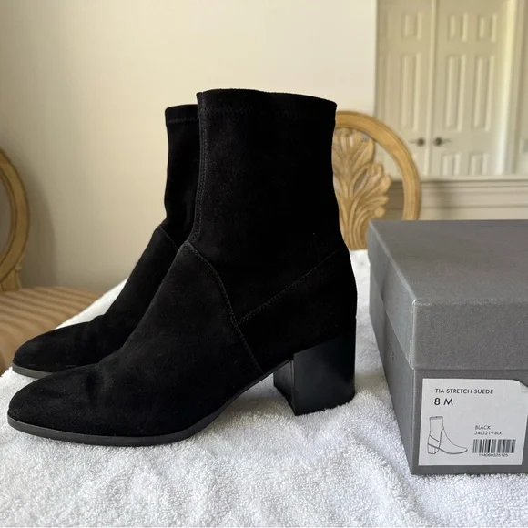 Aquatalia Tia Weatherproof Stacked Heel Stretch Black Suede Booties Ankle Boots - Picture 2 of 8